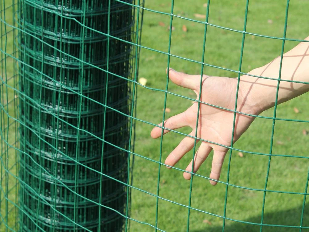 1.5x30m PVC Coated Wire Netting Fence - Image 8
