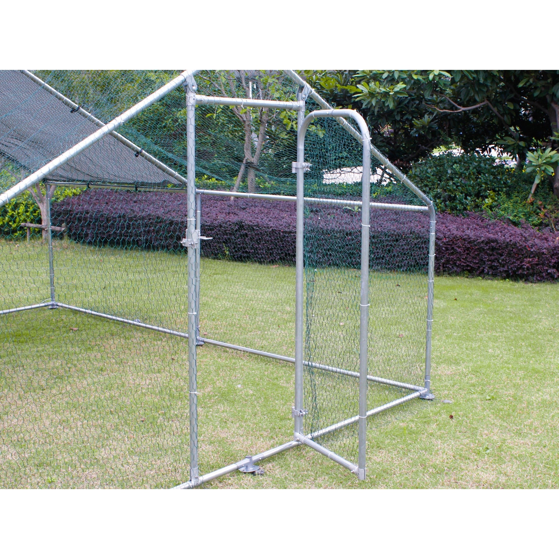 Bingo Metal Outdoor Chicken Coop 3 x 4m - Image 8