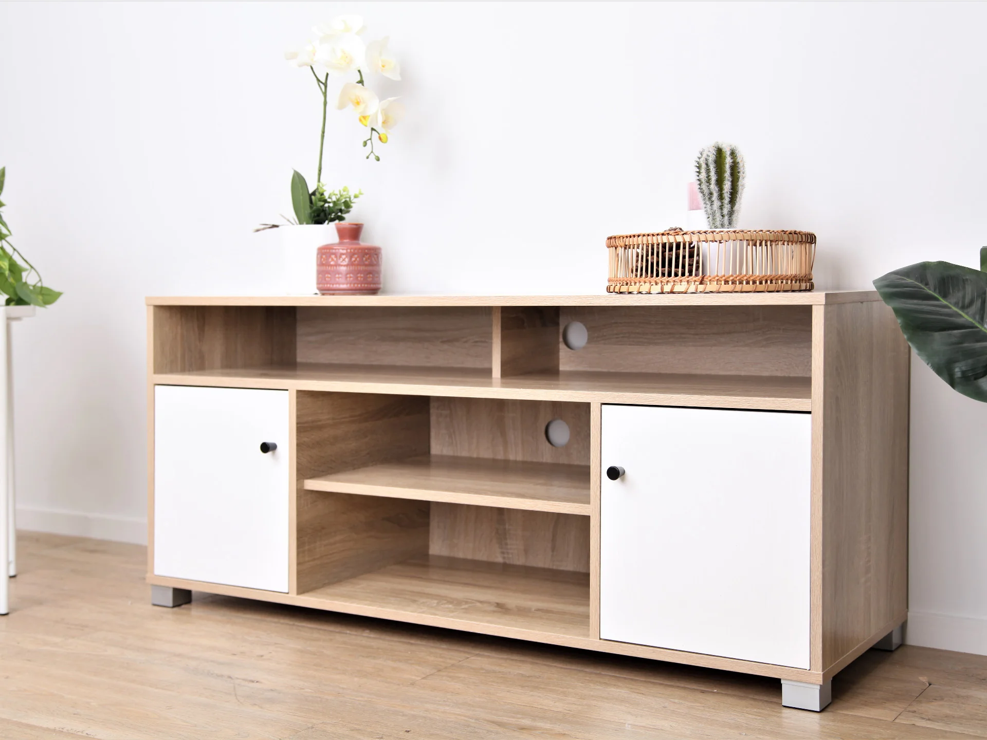 Brewer 1.2m Entertainment Unit - Oak - Image 3
