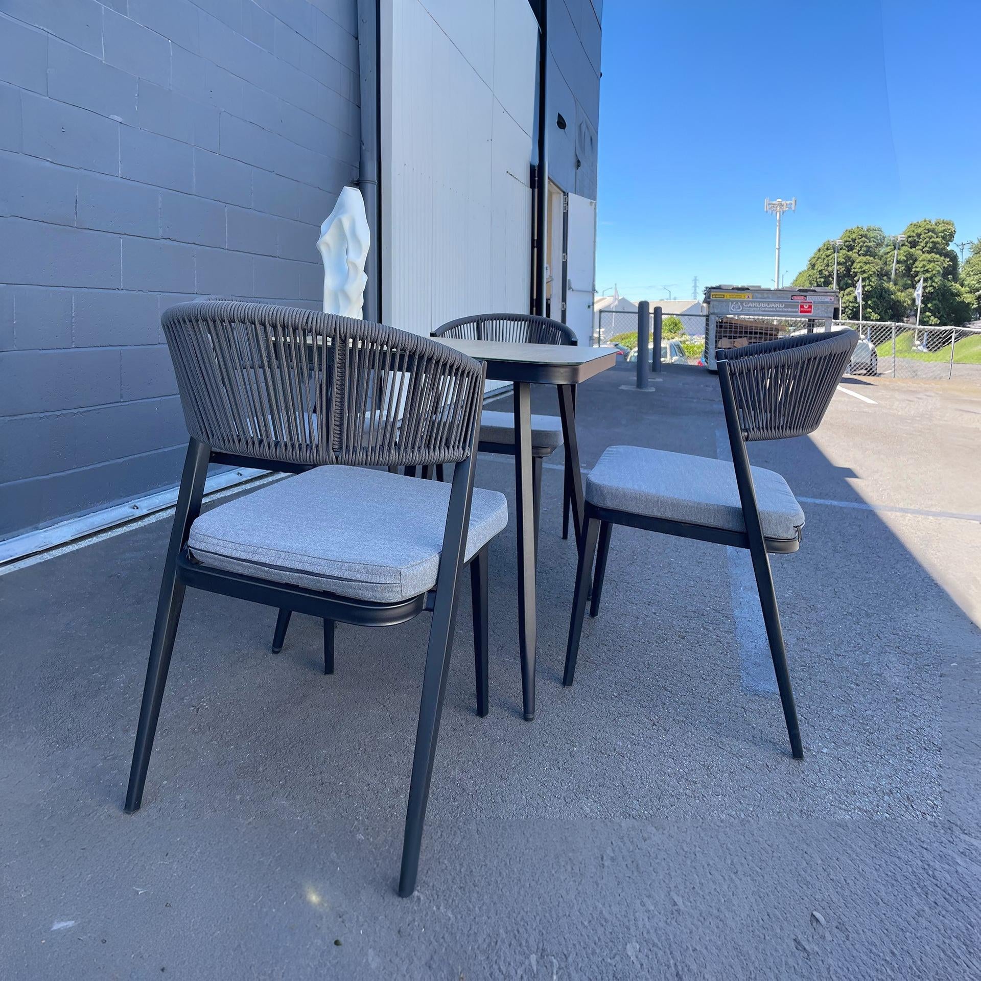 Caldey 5 Piece Outdoor Dining Set - Grey - Image 5