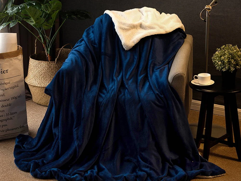 Double Layer Warm Fleece Blanket Throw Bedding Duvet Cover Throw Blanket - Image 10