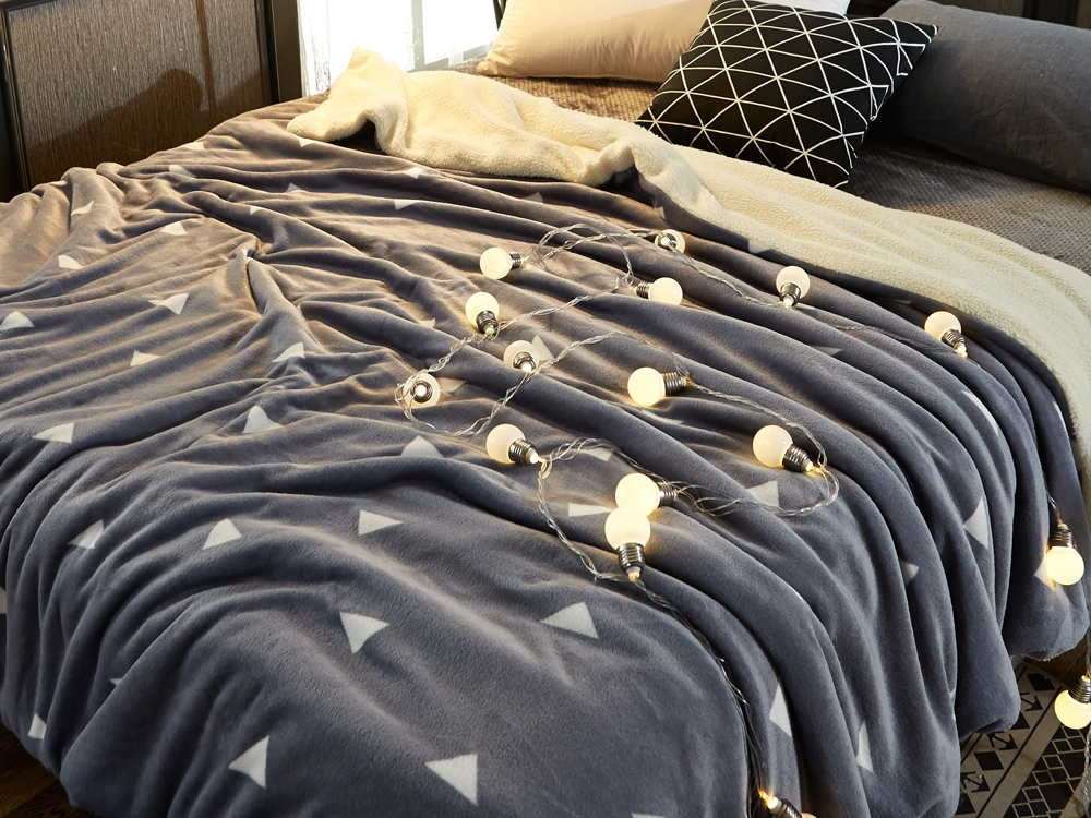 Double Layer Warm Fleece Blanket Throw Bedding Duvet Cover Throw Blanket - Image 2