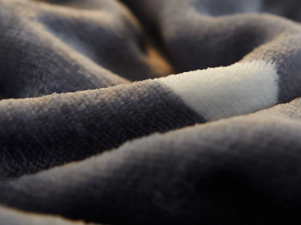 Double Layer Warm Fleece Blanket Throw Bedding Duvet Cover Throw Blanket - Image 4