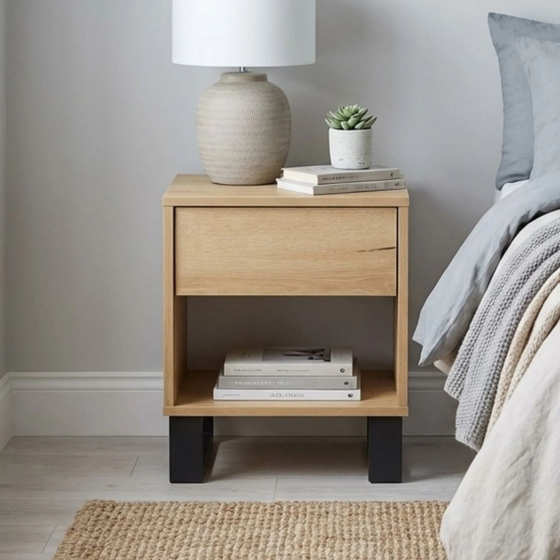 Frohna Wooden Bedside Table with 1 Drawer - Oak - Image 5