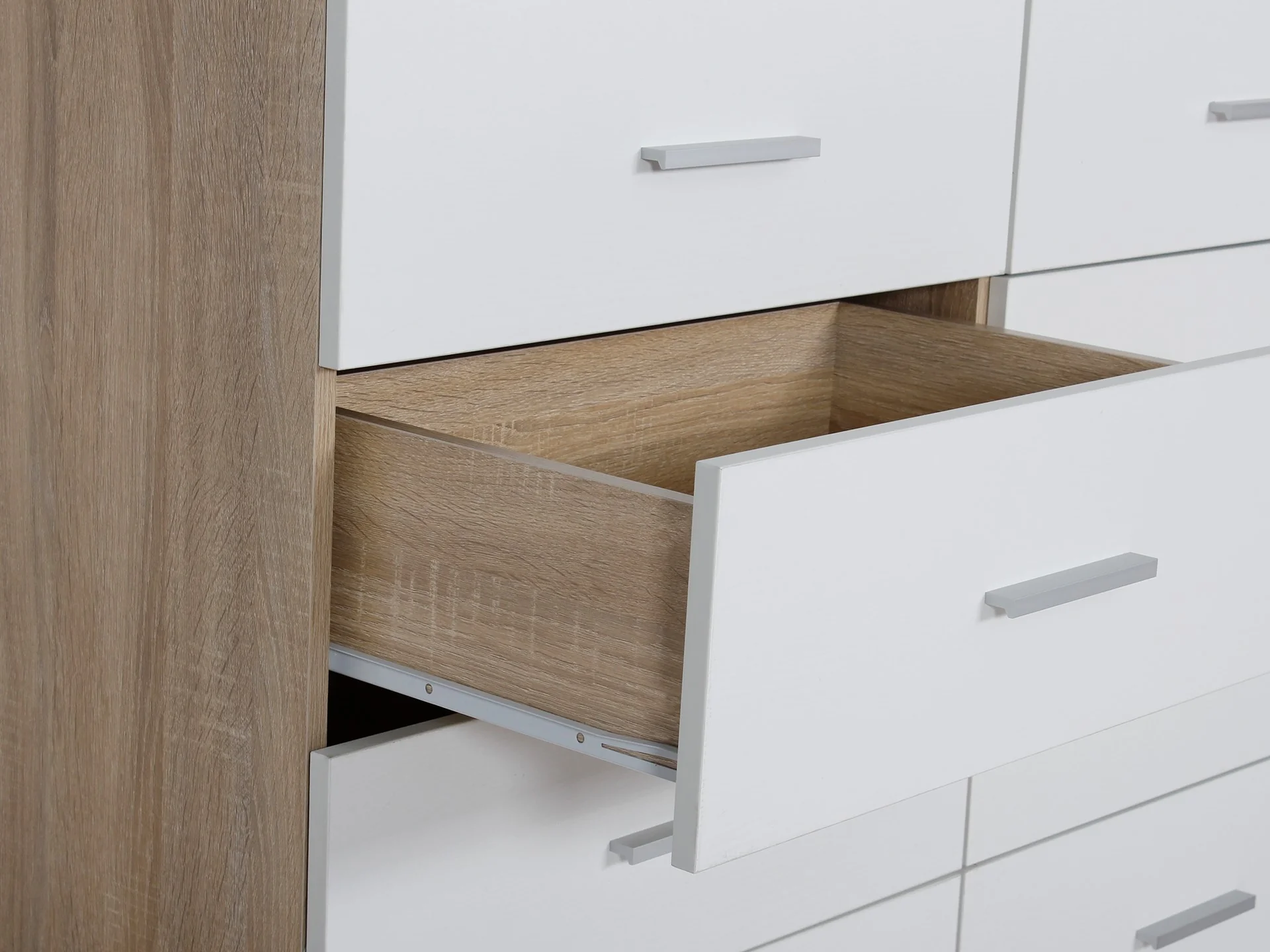 Garrett Low Boy 8 Drawer Chest Dresser - Oak - Image 5