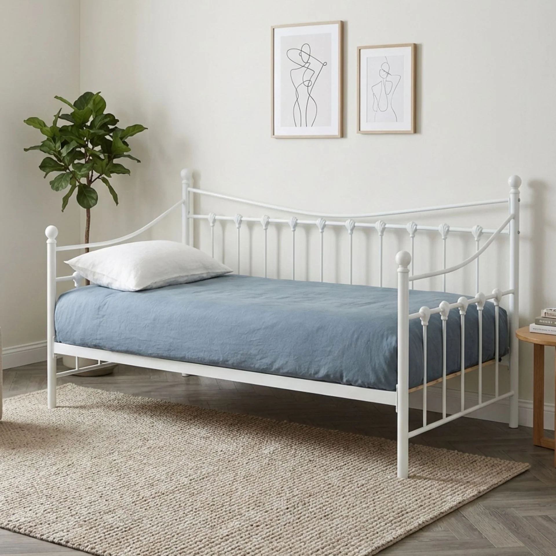 Hartz Single Metal Day Bed - White - Image 6