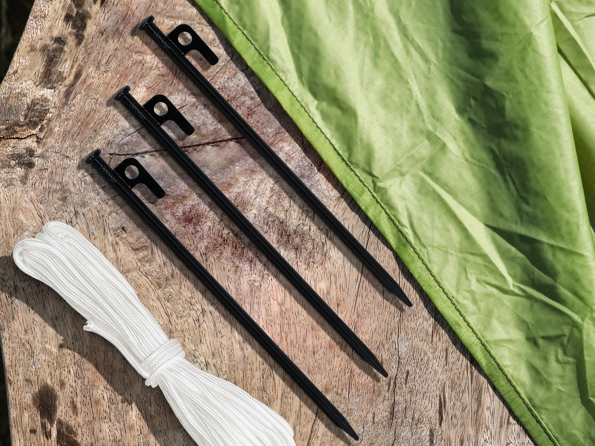 Heavy Duty Tent Stakes with Tent Ropes 30cm - Set of 10 - Image 3