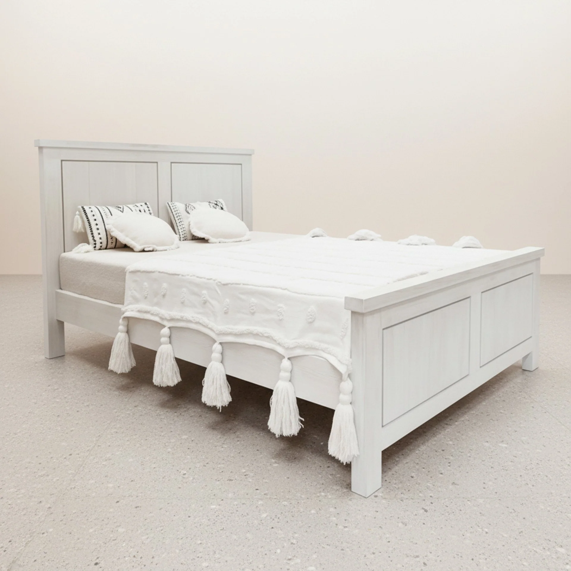 Lincoln Solid Wood Queen Bed Frame - White - Image 4