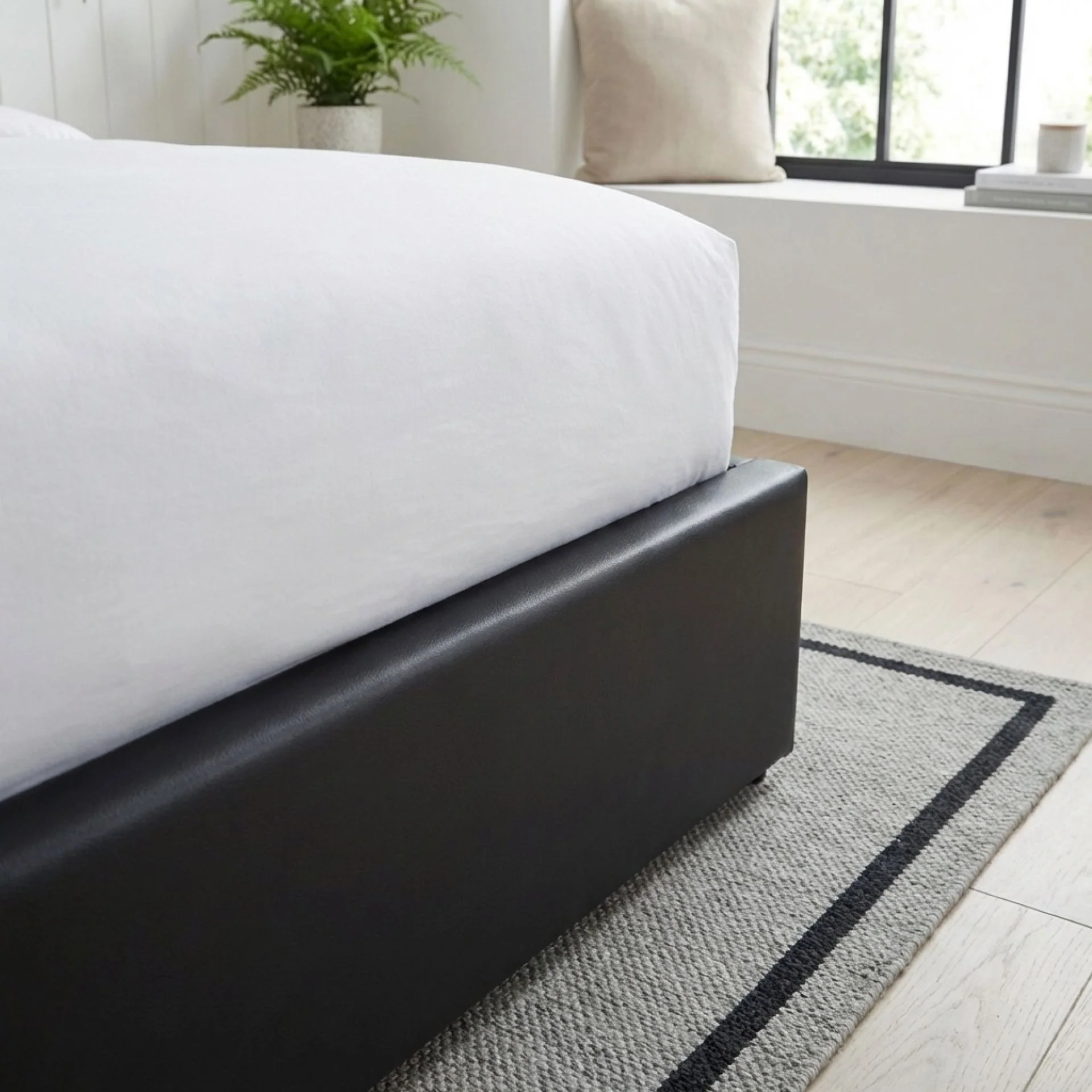 Panelux Queen Gas Lift Bed Frame - Black - Image 6