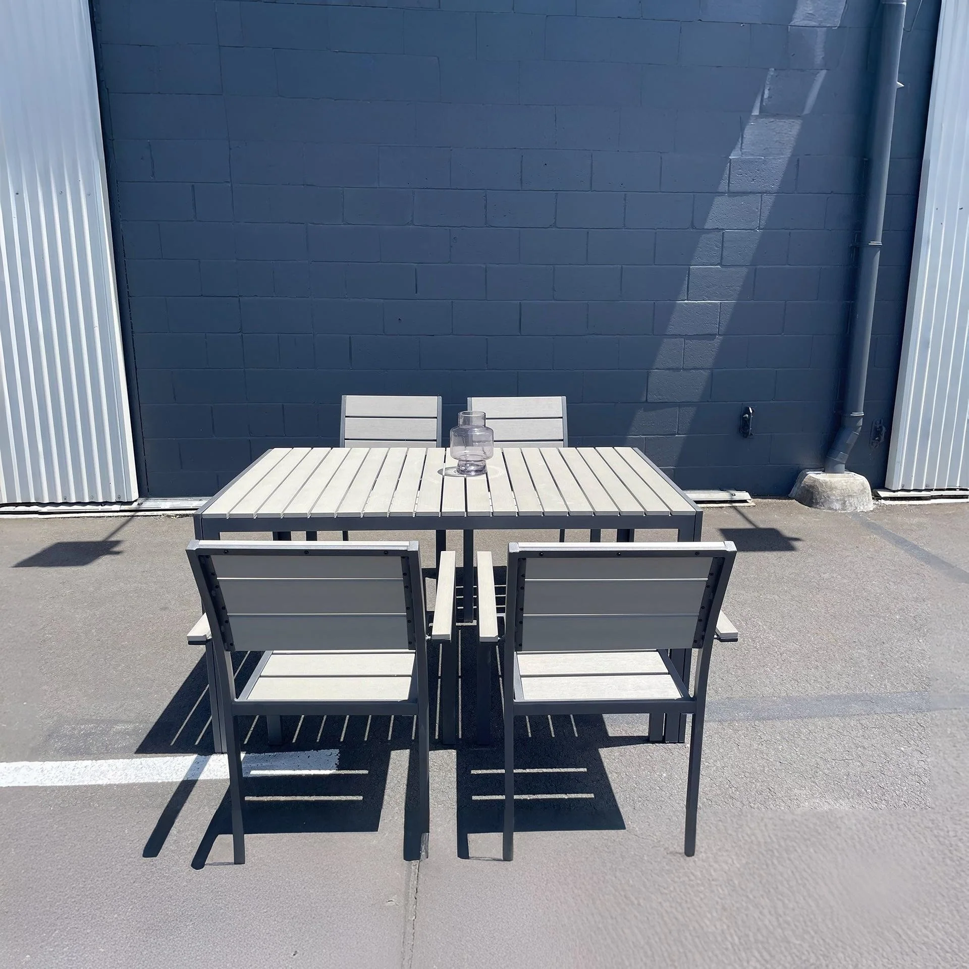 Malakula 5 Piece Outdoor Dining Set - Grey - Image 3