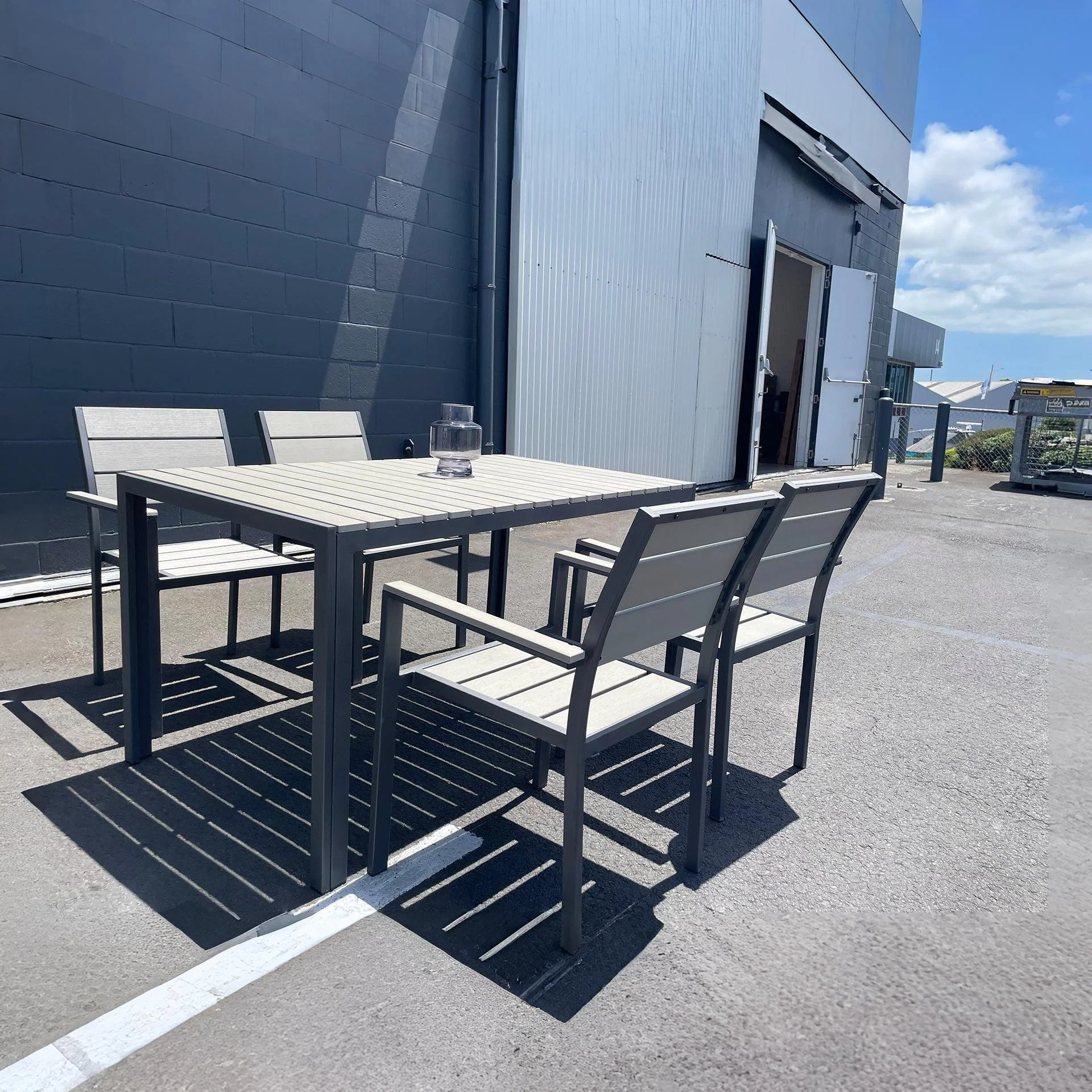 Malakula 5 Piece Outdoor Dining Set - Grey - Image 4