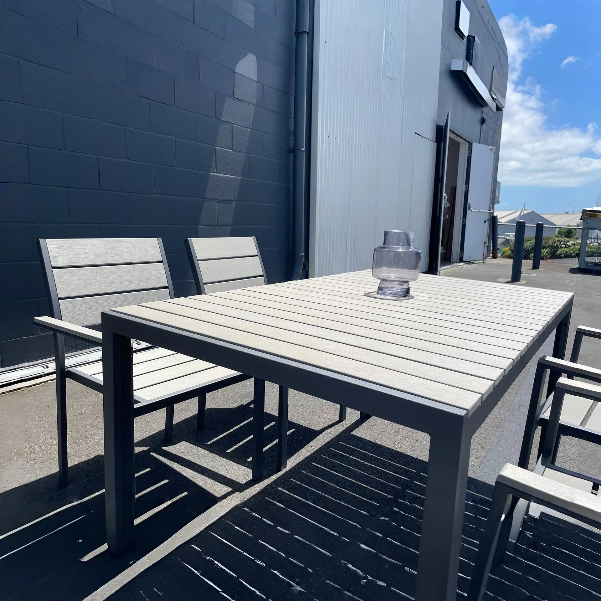 Malakula 5 Piece Outdoor Dining Set - Grey - Image 6