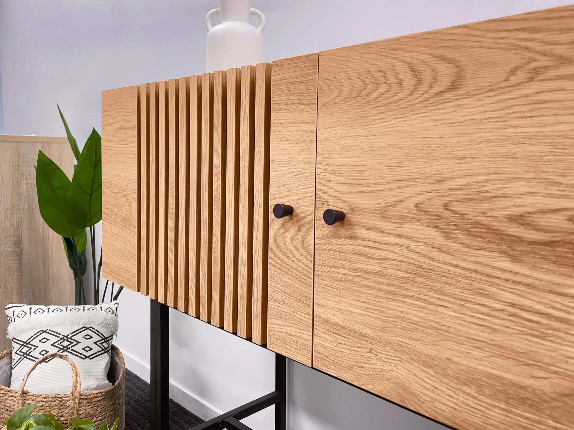 Tarkine 1.2m Wooden Buffet Sideboard - Oak - Image 8