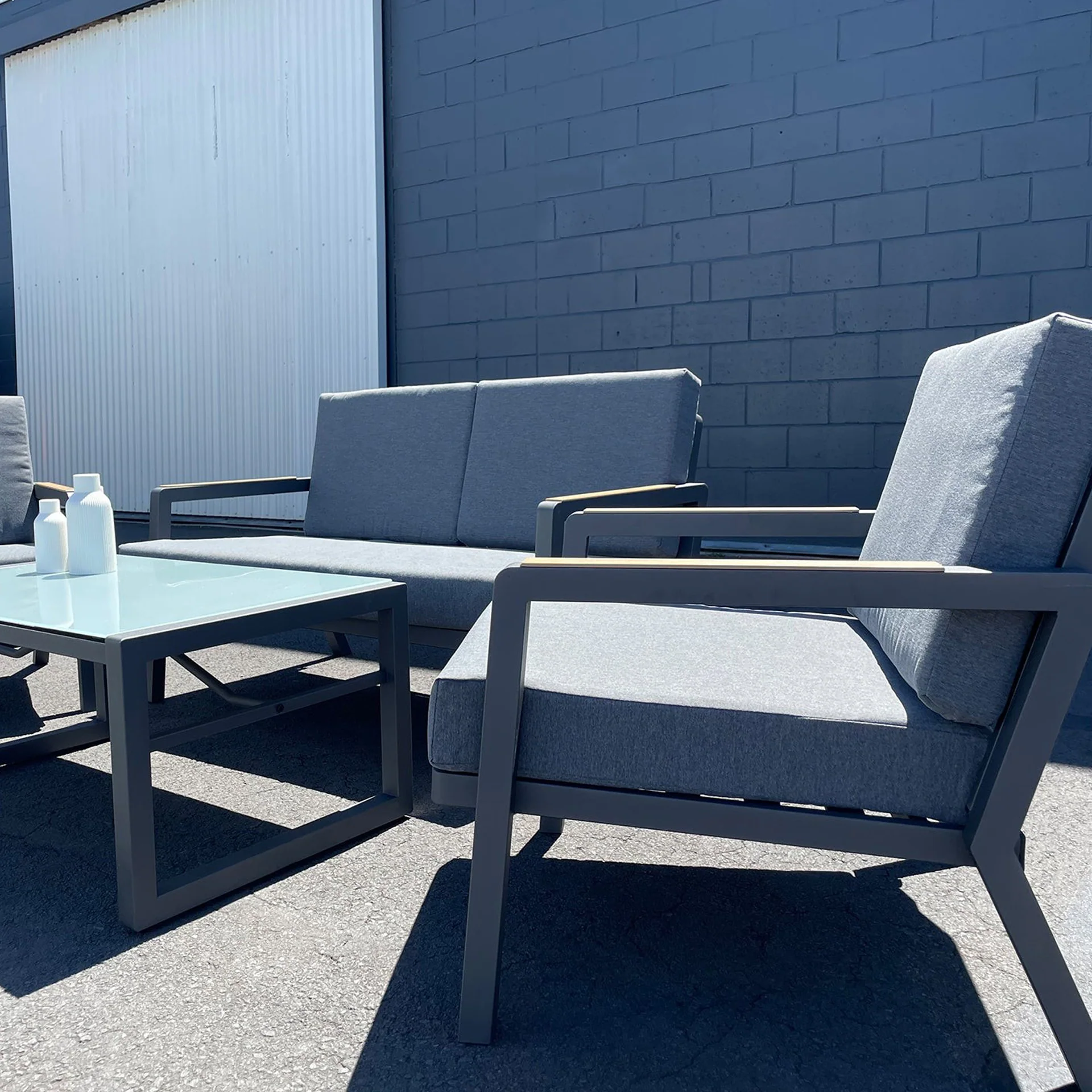 Wellesley 4 Piece Outdoor Sofa Set - Dark Grey - Image 5