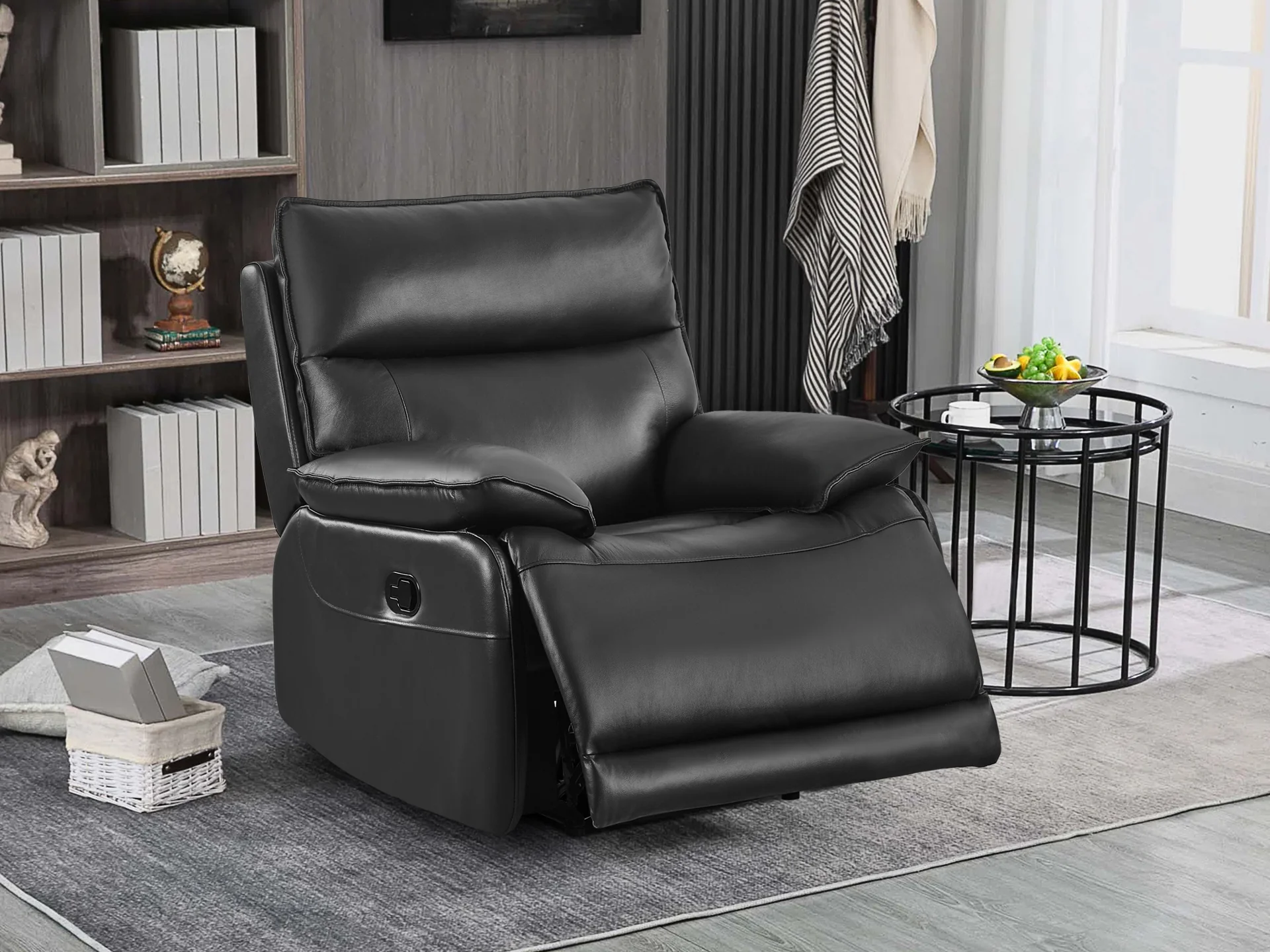 Wellsford Manual Leather Recliner Chair - Black - Image 2