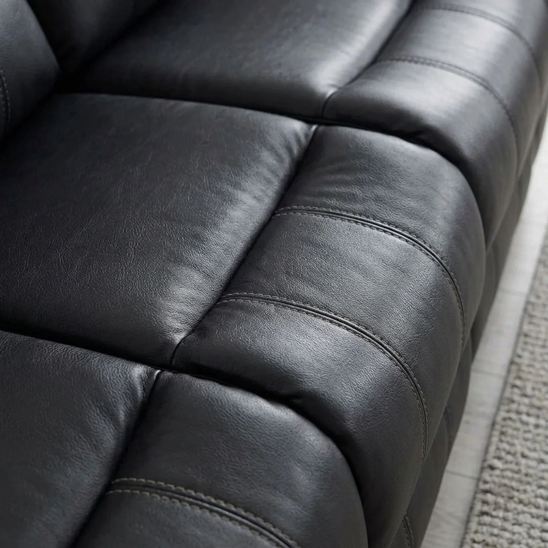 Wilson Manual 3 Seater Recliner Sofa - Black - Image 5